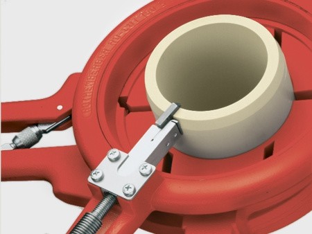 Инструмент для резки и снятия фаски 